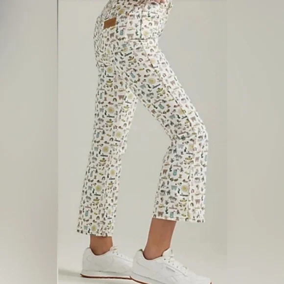 Free People Wrangler Wrock 672 High-Rise Kick Flare Jeans. NWT - Picture 3 of 4